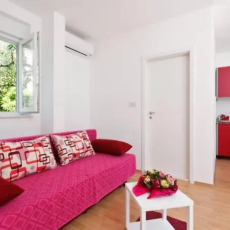 Apartment Happy Holidays Bacvice,